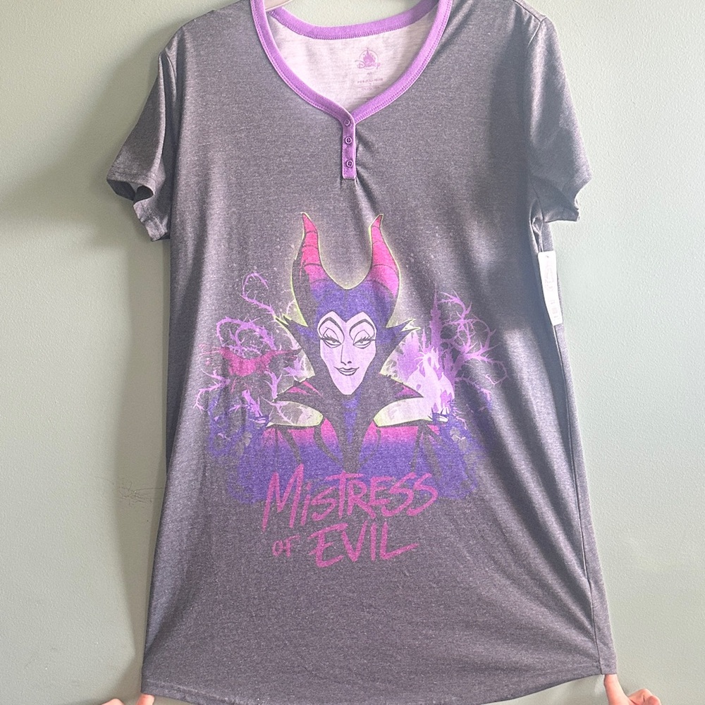 NWT Gray and Purple Mistress of Evil Night Shirt
